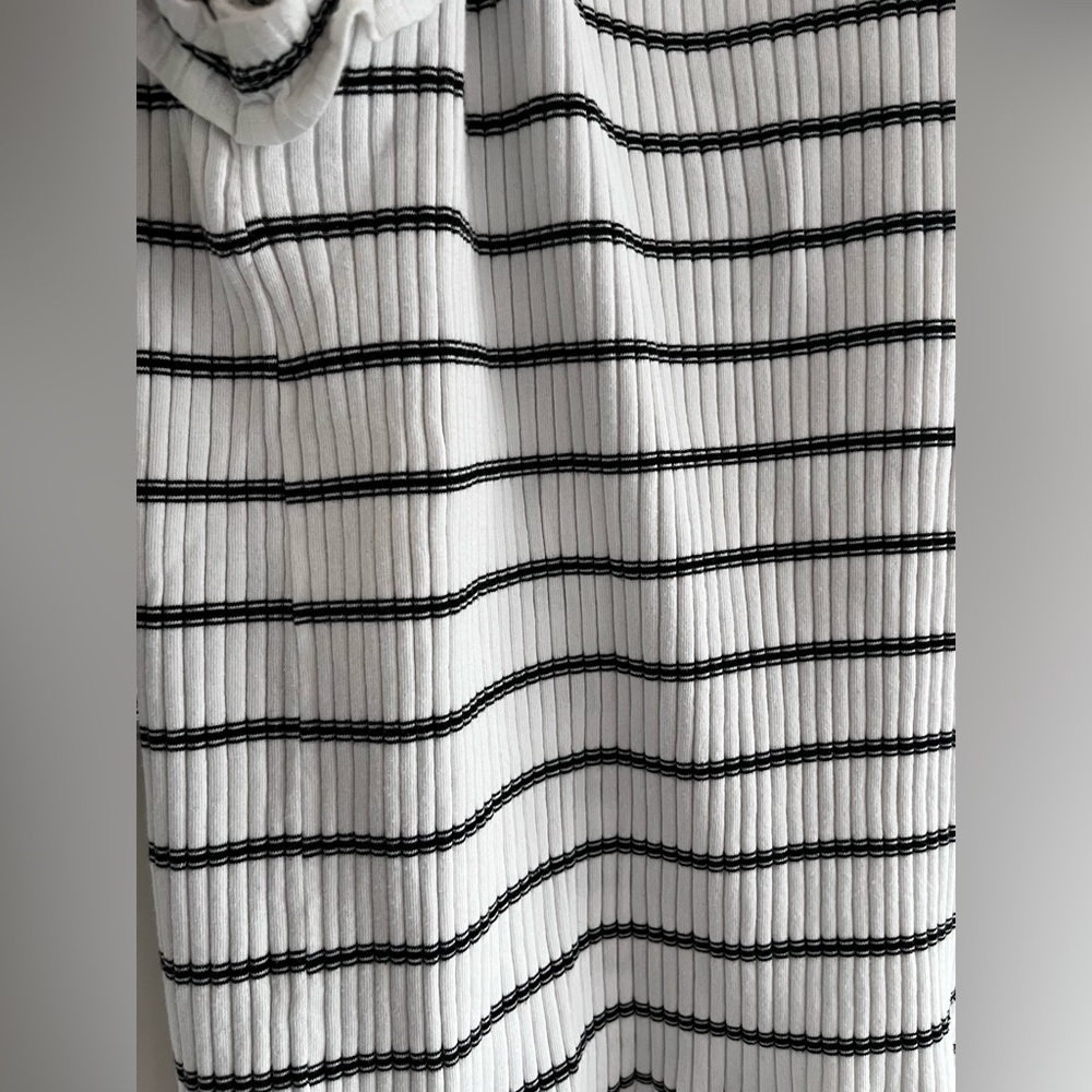 GIBSONLOOK Ribbed Top Size S - Picture 7 of 14